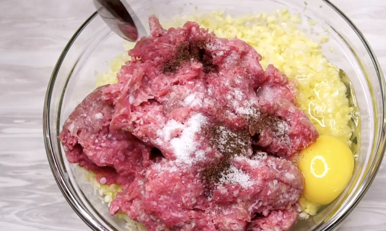 «Капустяники» — чоловік їх із котлетами переплутав! Готую за цим рецептом уже 15 років