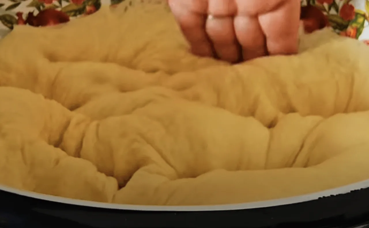 Рецепт — справжній скарб: паска Дарії Цвек, тісто виходить “як пух” і тане в роті