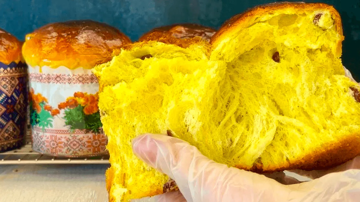 Знайшла у старій кулінарній книзі рецепт 100-річної давнини: печу “Бабу Українську”, і вона виходить неймовірно волокнистою