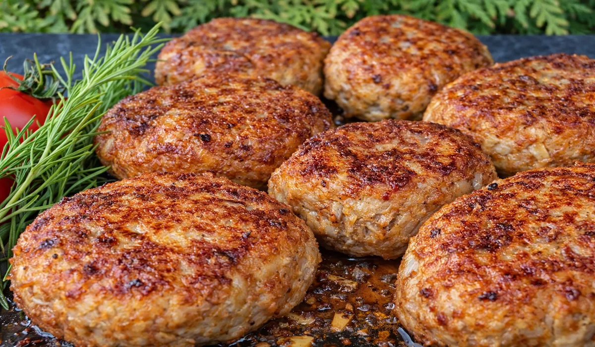 Без м’яса, без риби і навіть без яєць: готую "Бомбезні" соковиті пісні котлети