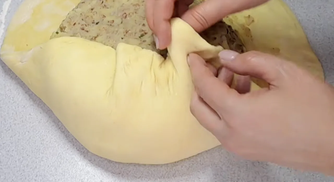 формую яворівський пиріг