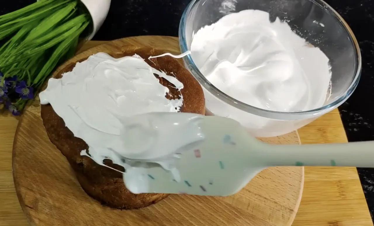 Не кришиться і не липне! Найкраща глазур для паски на желатині (без яєць)