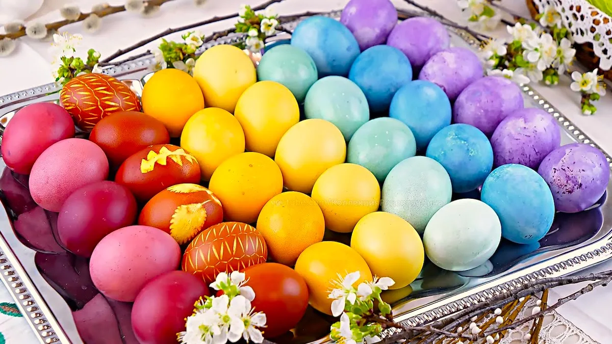 Як я фарбую яйця на Великдень без жодної “хімії”: 7 натуральних способів, які реально працюють