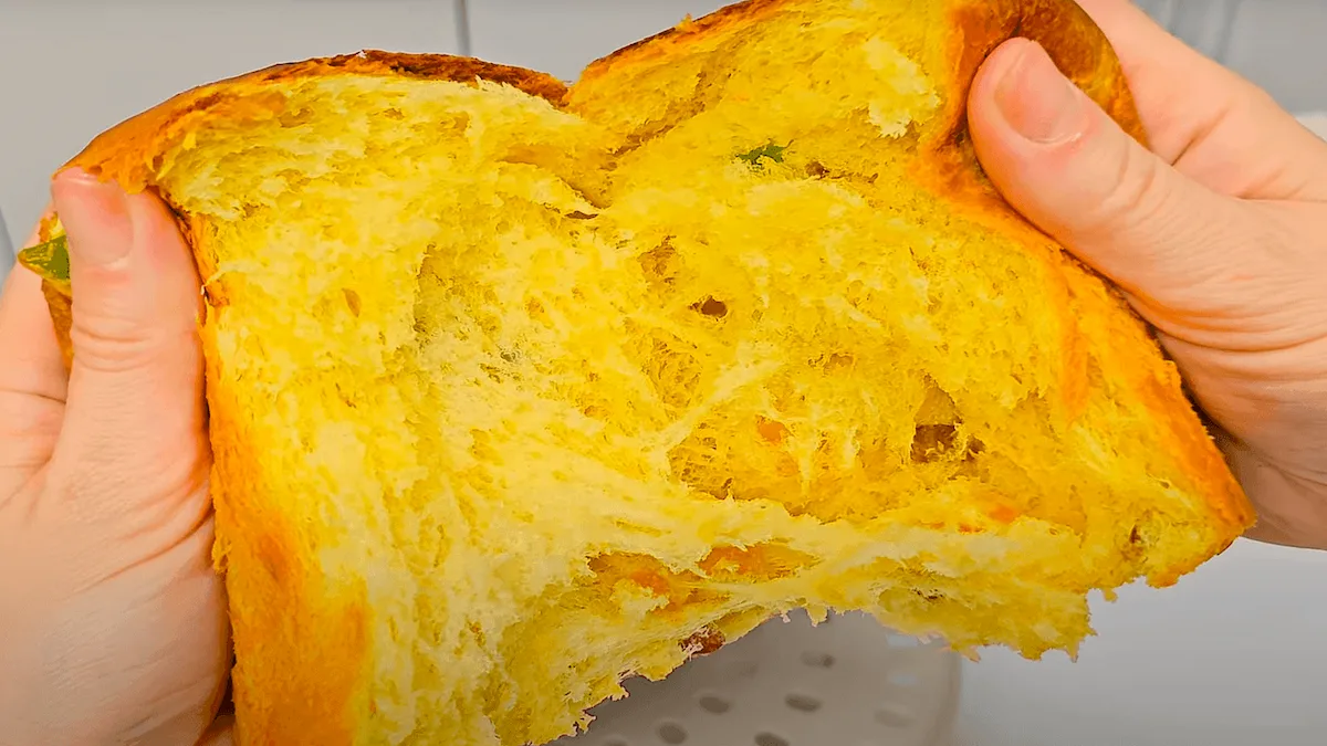 Не черствіє цілий місяць! Волокниста паска на “Нічному тісті” — перевірений рецепт на вершках