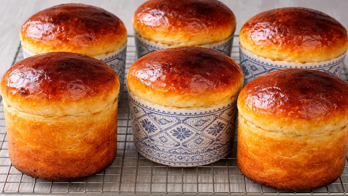 Я перепробувала чимало рецептів пасок — але ця Олександрійська паска є моїм рецептом №1