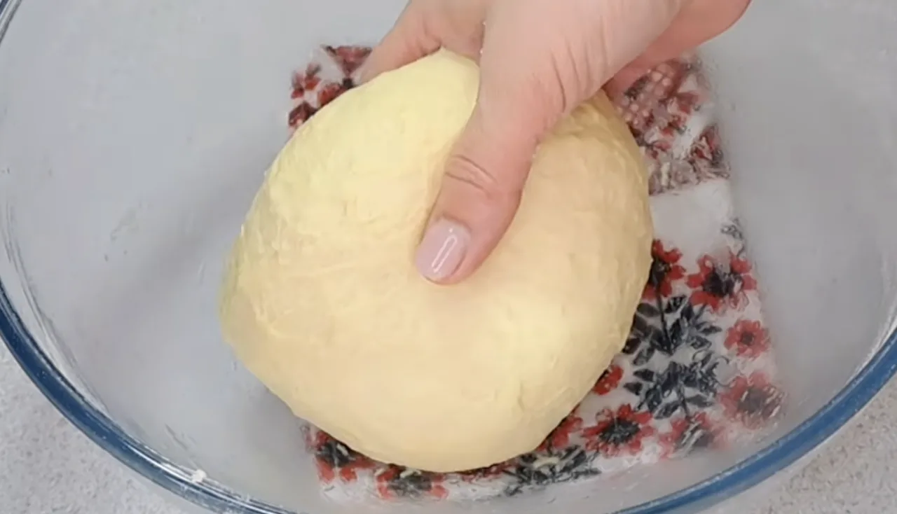 тісто для пісного яворівського пирога