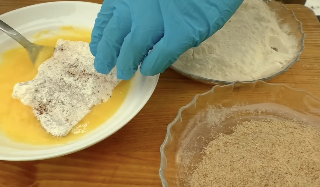 Усі солять сало, а я його смажу — і виходять відбивні кращі за м’ясо!