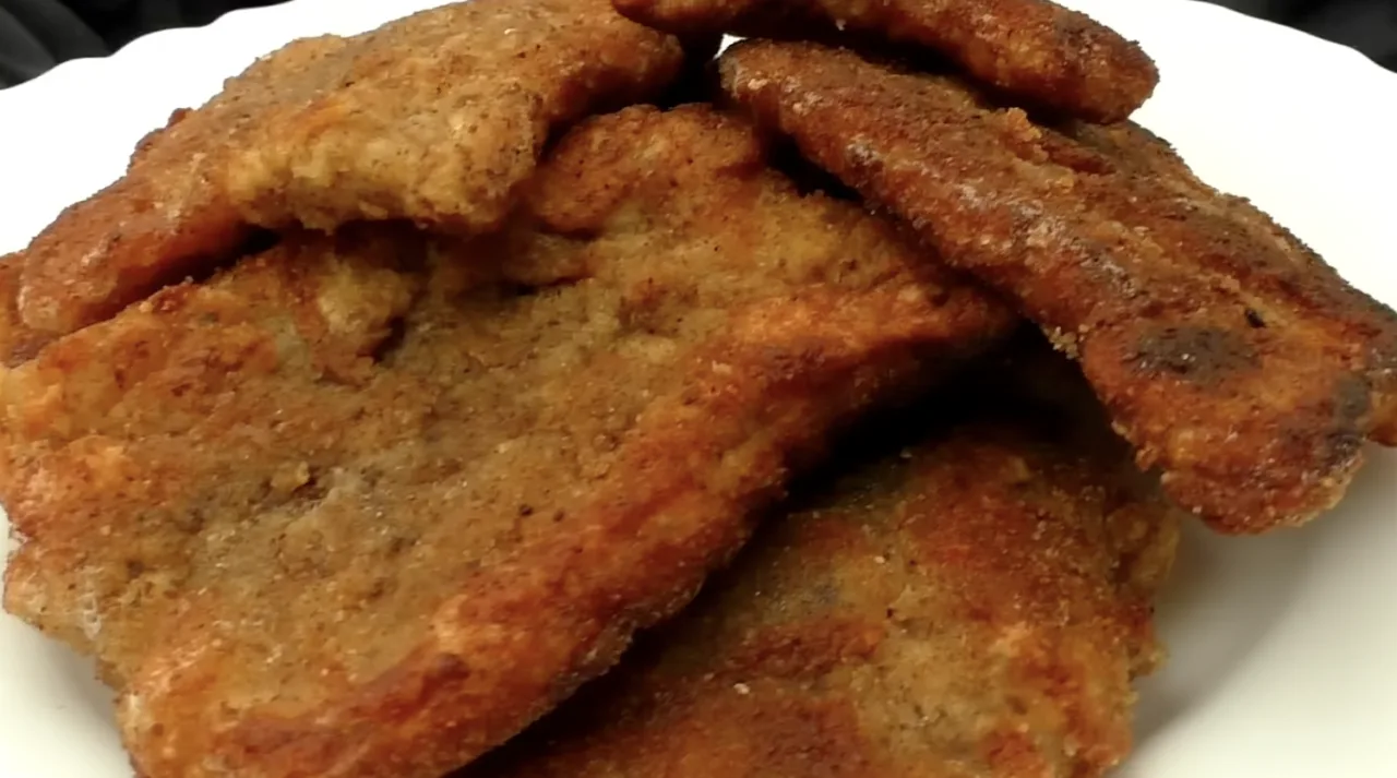 Усі солять сало, а я його смажу — і виходять відбивні кращі за м’ясо!