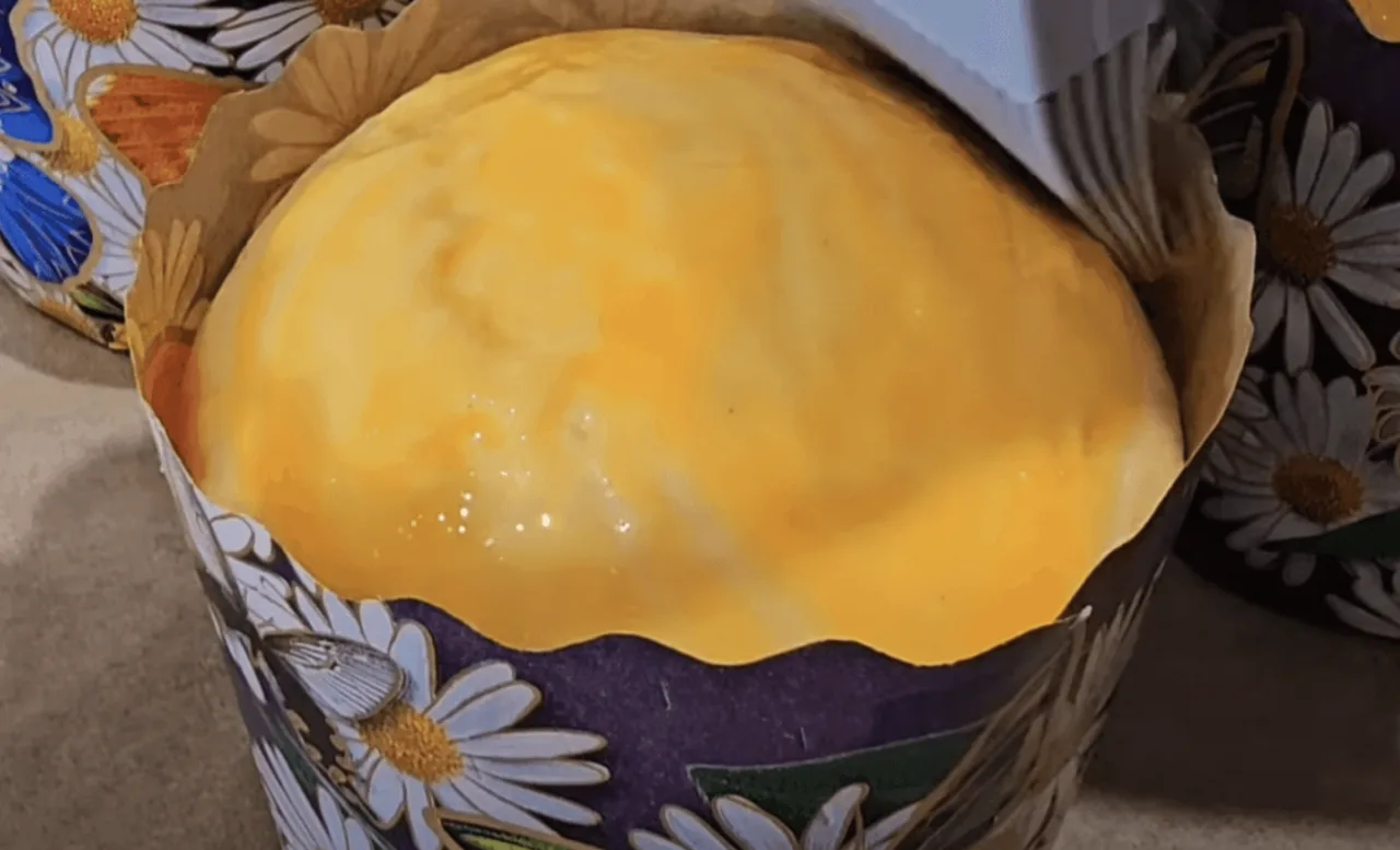 Рецепт — справжній скарб: паска Дарії Цвек, тісто виходить “як пух” і тане в роті