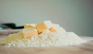 Як швидко розм’якшити заморожене вершкове масло. Моя кулінарна хитрість