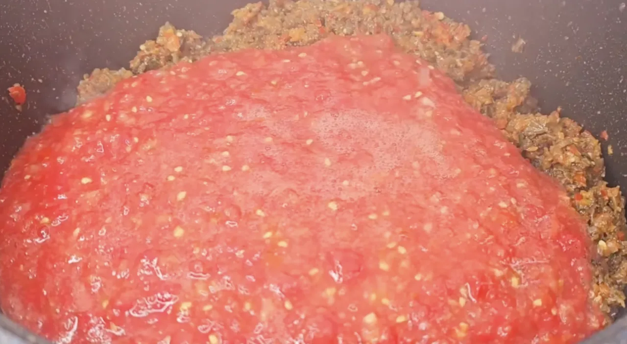 2 кг баклажанів + 2 кг помідорів — ікра «Від Люби»! На хліб, до картоплі й просто ложкою